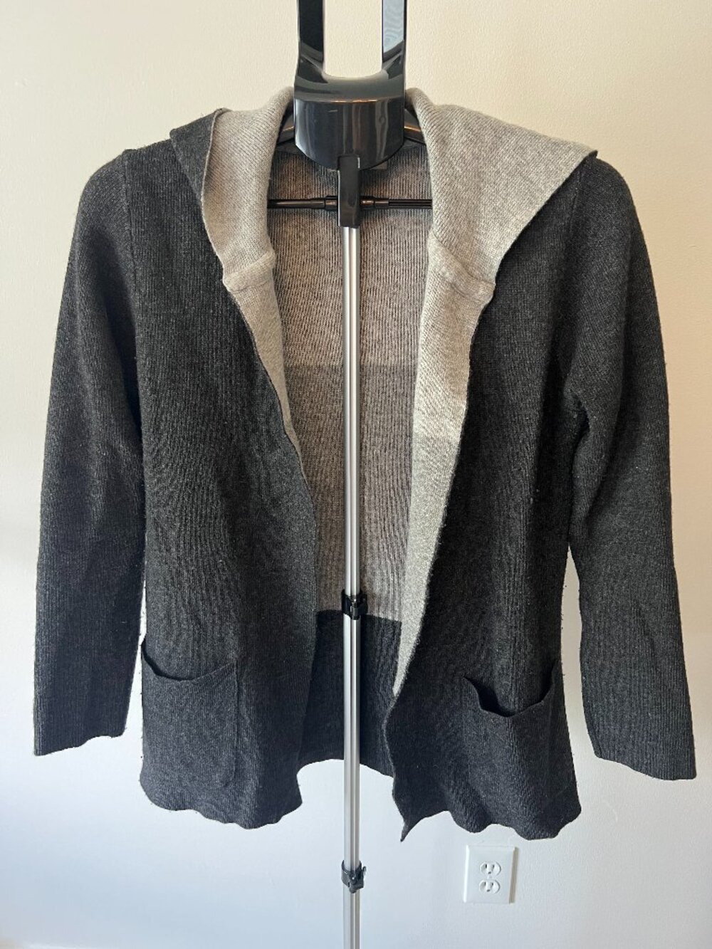 Hooded Cardigan Wool/Cashmere Sweater